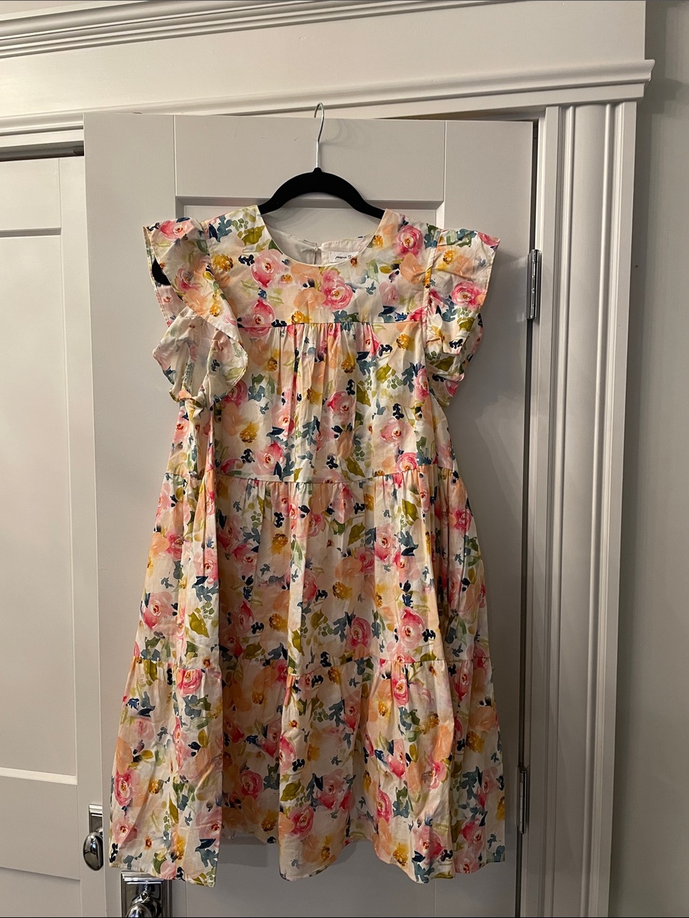 Jacqui E White Floral Ruffle-Sleeve Casual Dress